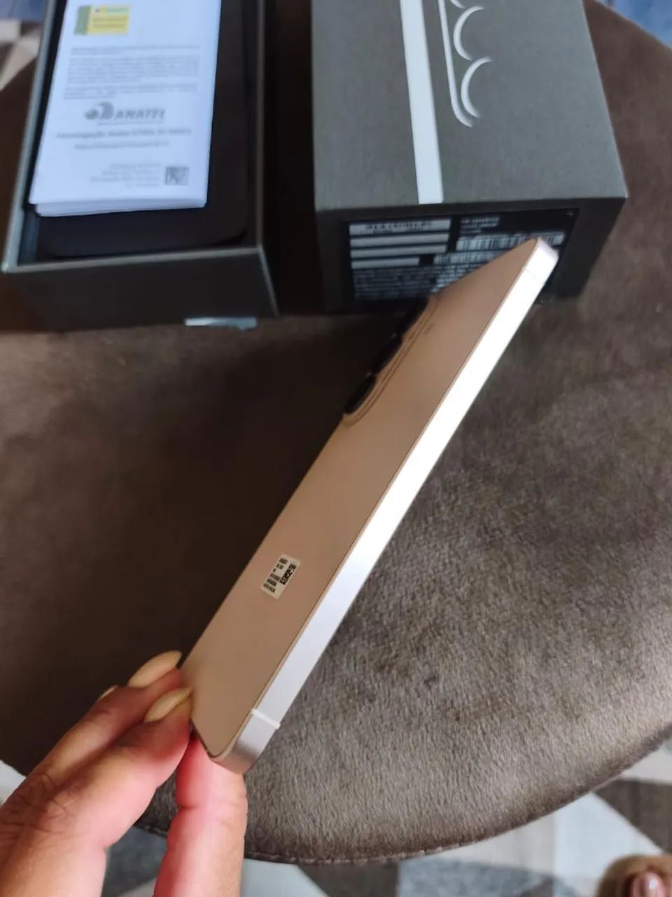 Vendo Celular S26 Samsung Dourado, na caixa  - Foto 3