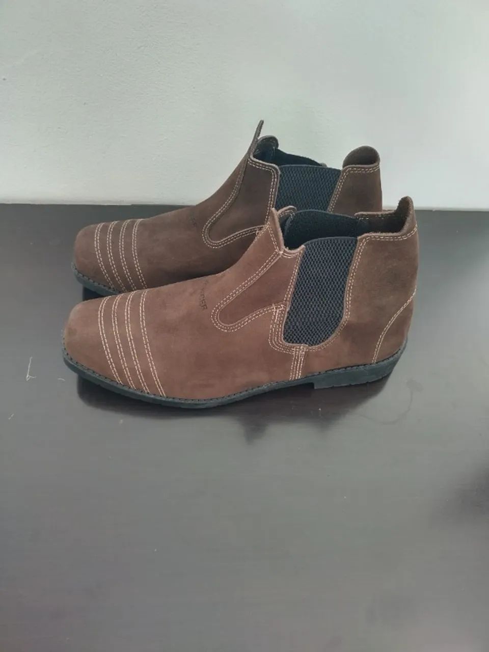 Bota Chelsea Marrom Nobuck  - Foto 3
