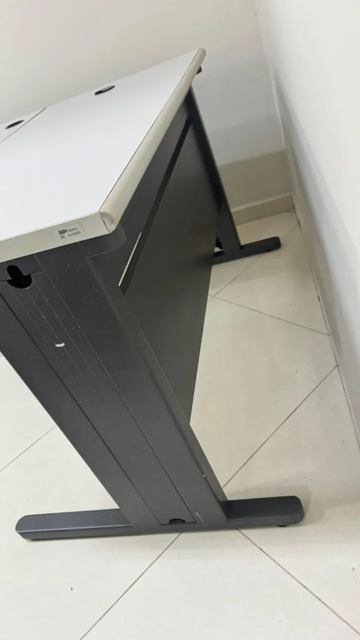 Mesa de escritório  - Foto 4