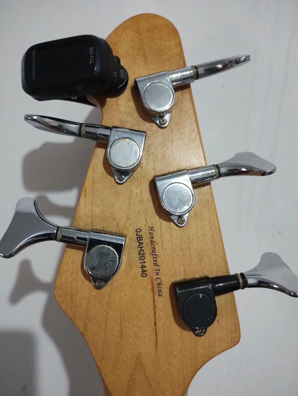 Baixo Peavey 5 c ( encordoamento Elixir) Obs; baixo passivo mas som monstruoso  - Foto 6