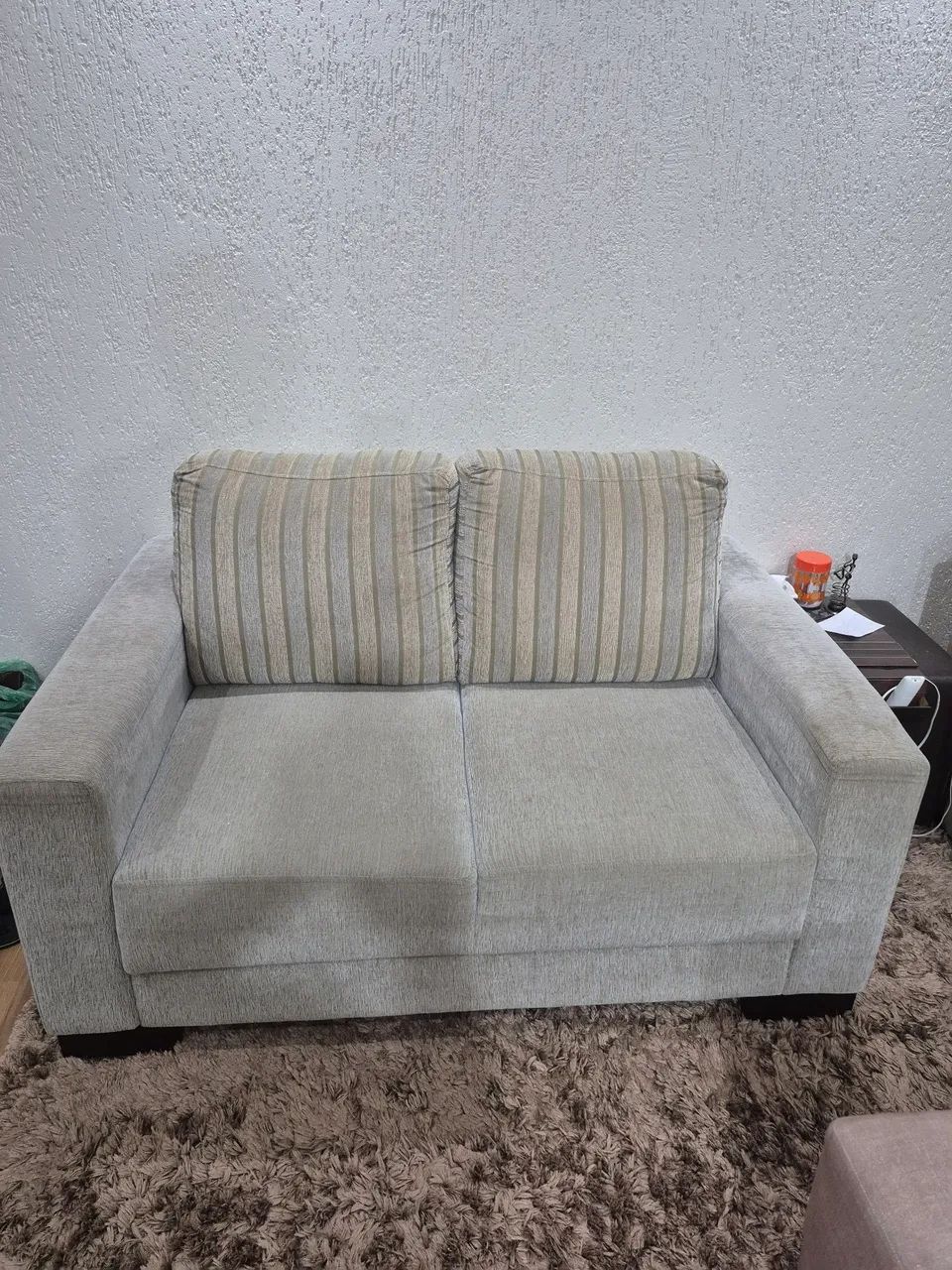 Sofá bem conservado 1,40 - Foto 3