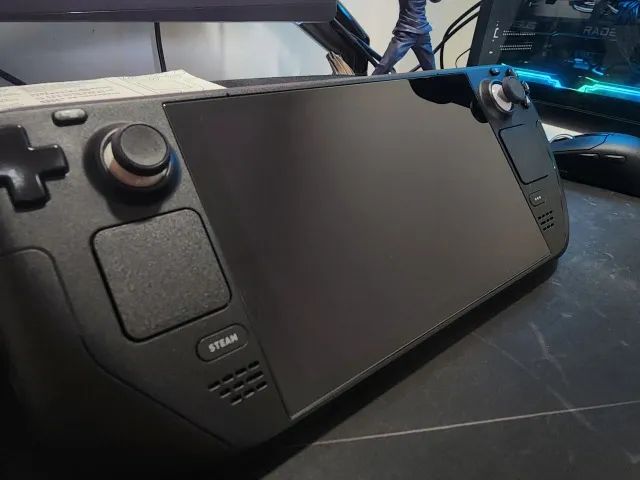 steamdeck 1TB LCDモデル　本体のみ Steam Deck LCD 1TB Valve - Consoles de Vídeo Game - Altiplano Cabo