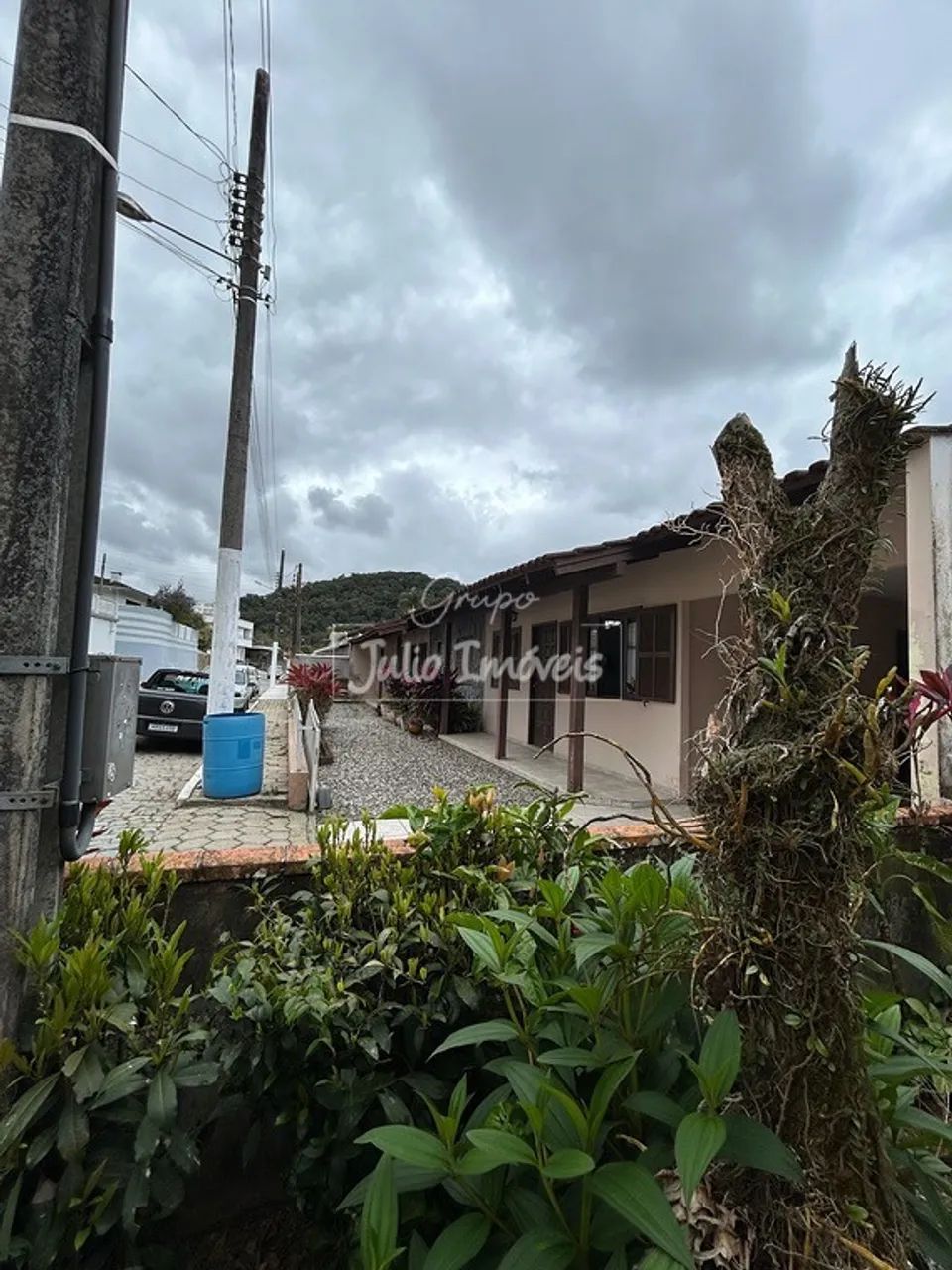Casa semimobiliada no Centro II de Brusque