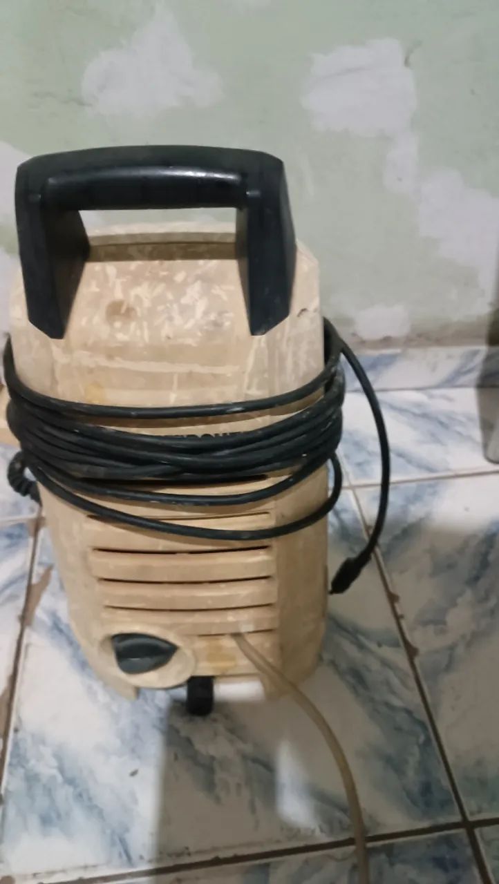Lavadora de alta pressão K 1.100 Obs: esta sem a lança. so vai o que ta na foto - Foto 3