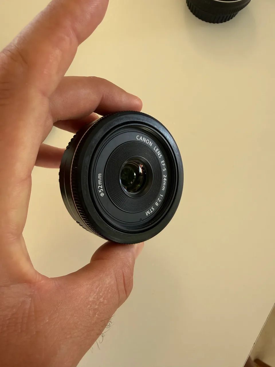 Lente Canon 24mm EF-S - Excelente estado! - Foto 2