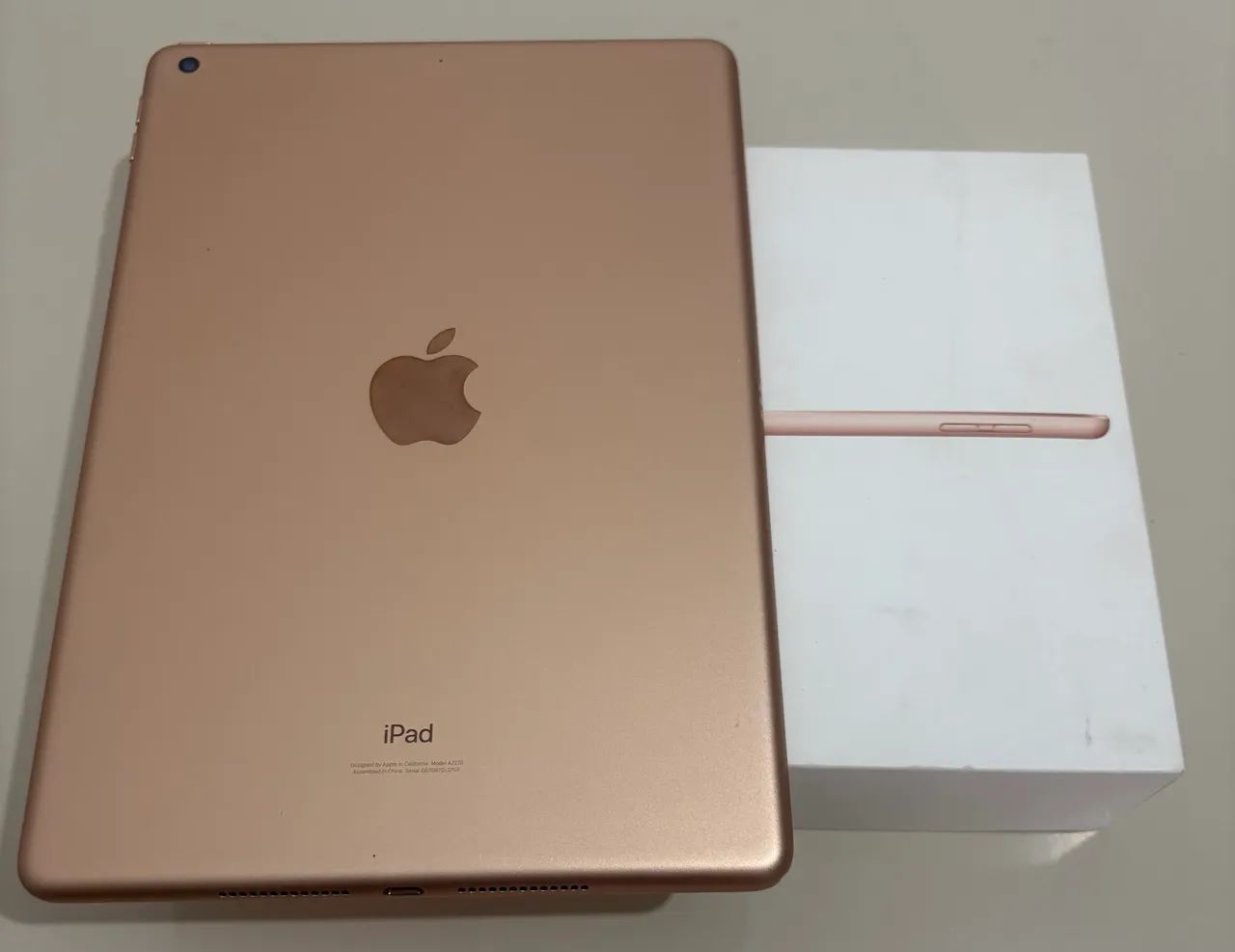 IPAD 8 Rose Gold 32g + IPPLE PENCIL 1geração   - Foto 3