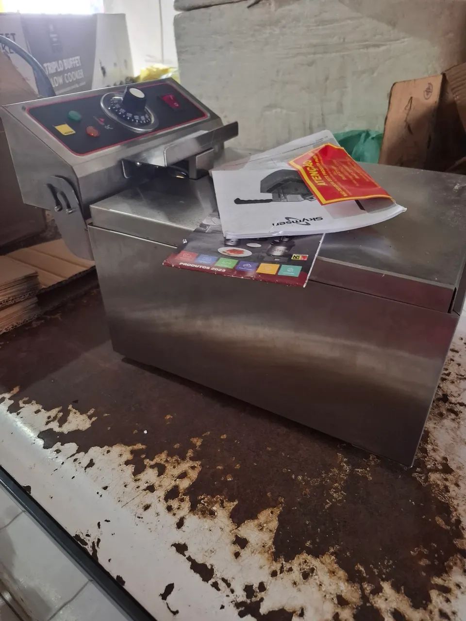 Vendo uma fritadeira eléctrica, nova na caixa, pronta prá usar,comprei  desistir négocio! - Foto 2