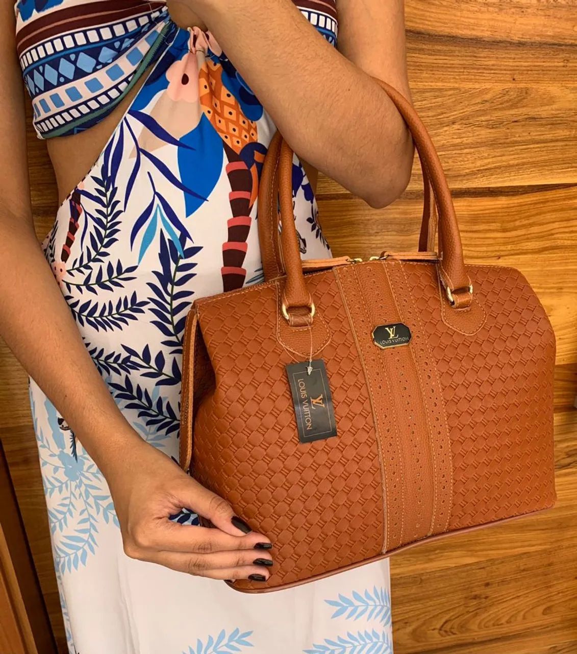 Bolsa Estilo LV Baú Elegante e Sofisticada  - Foto 3