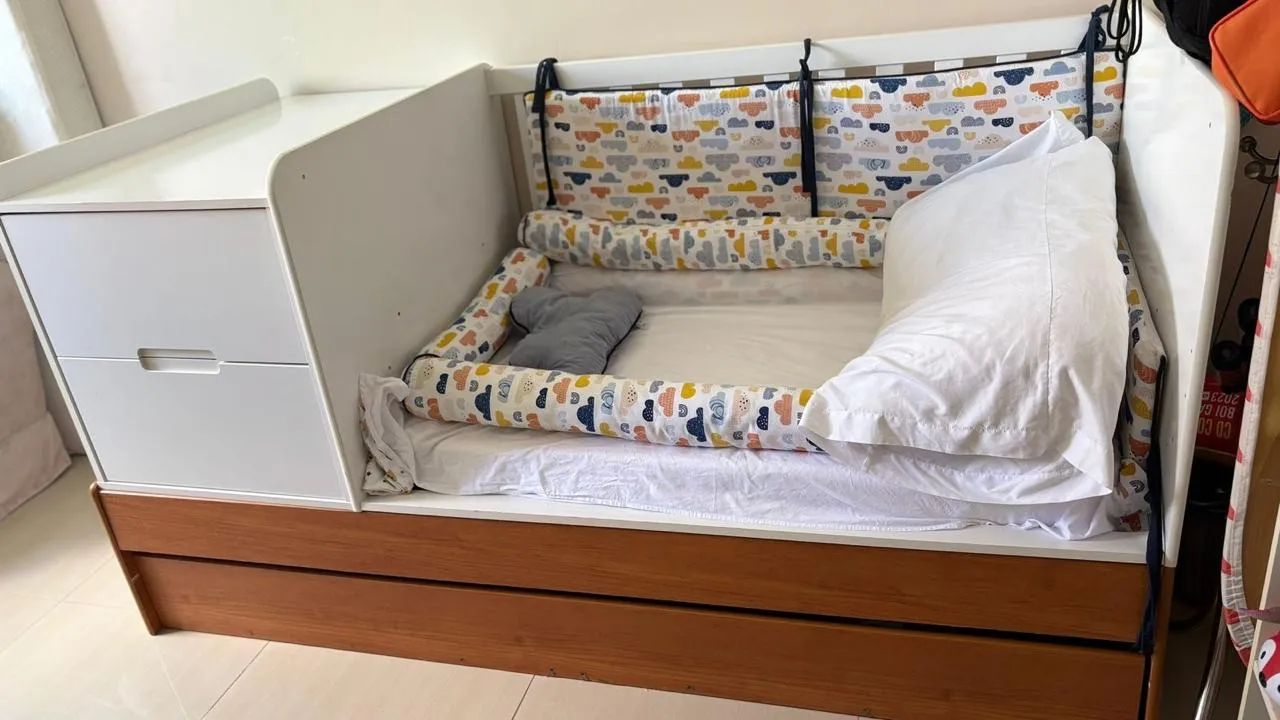 Berço americano com cômoda acoplada  - Foto 3
