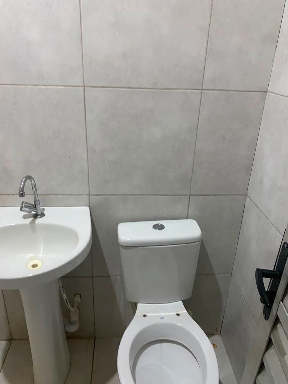 Quarto com banheiro  - Foto 2