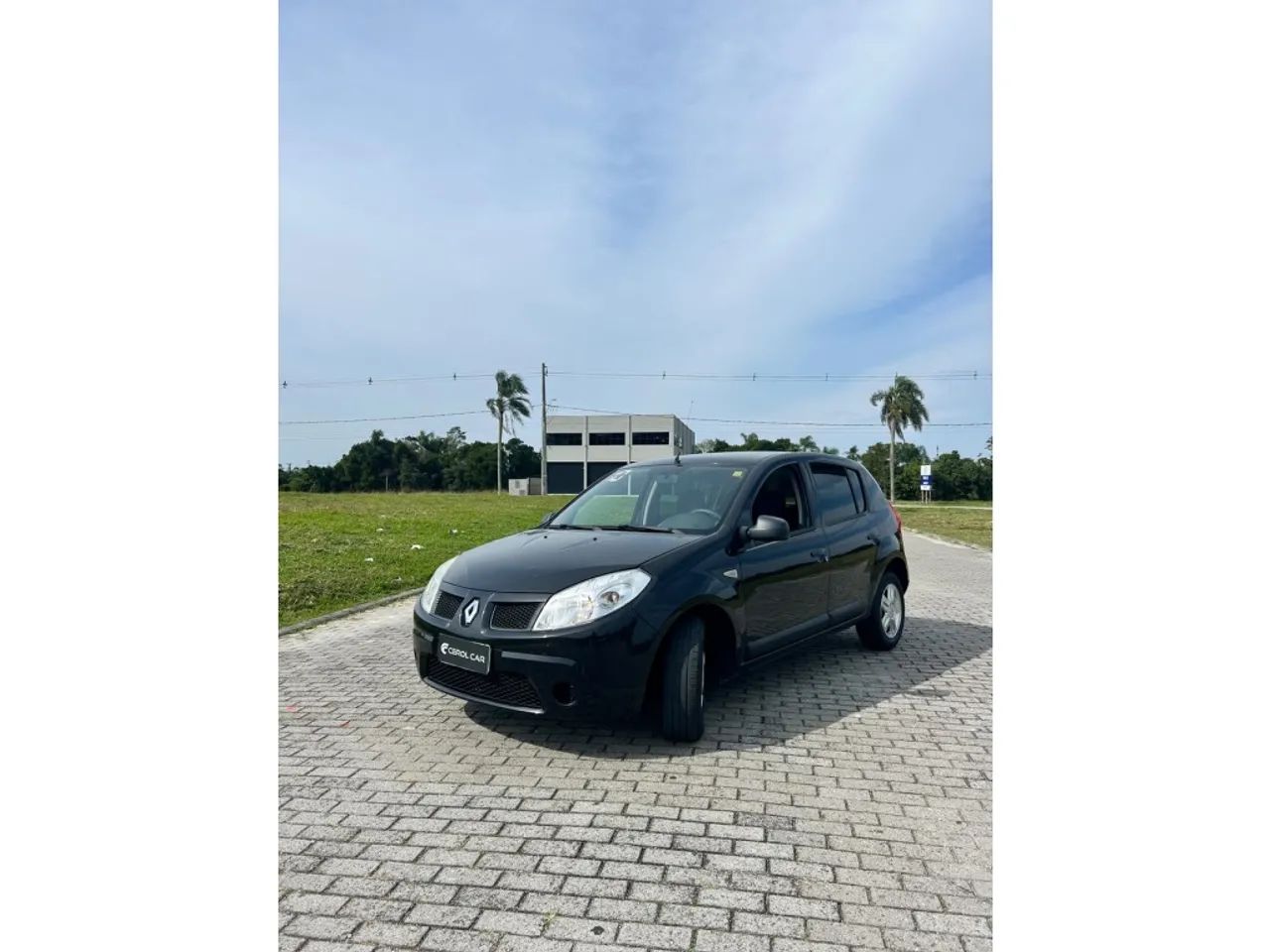 Renault Sandero Expression Flex 1.0 12V 5P 2010 - Foto 2
