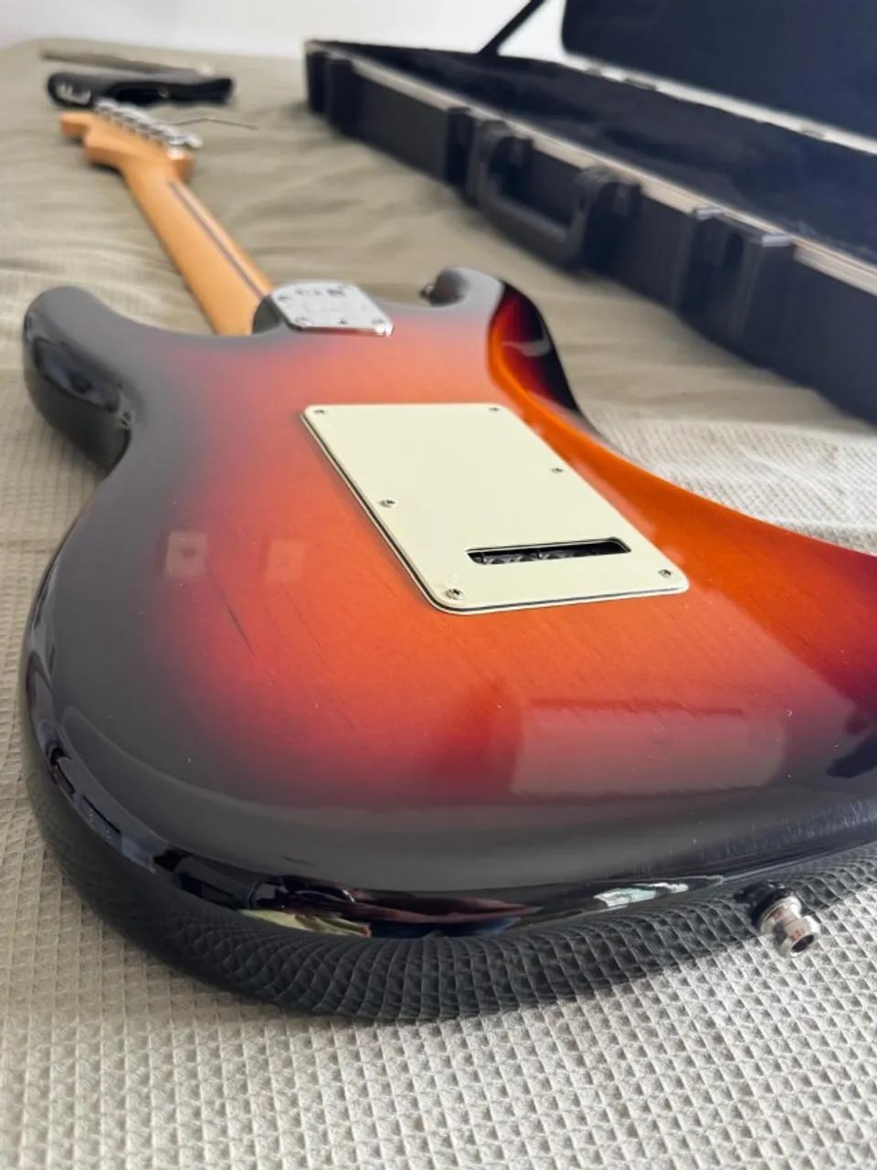 Guitarra - Foto 4