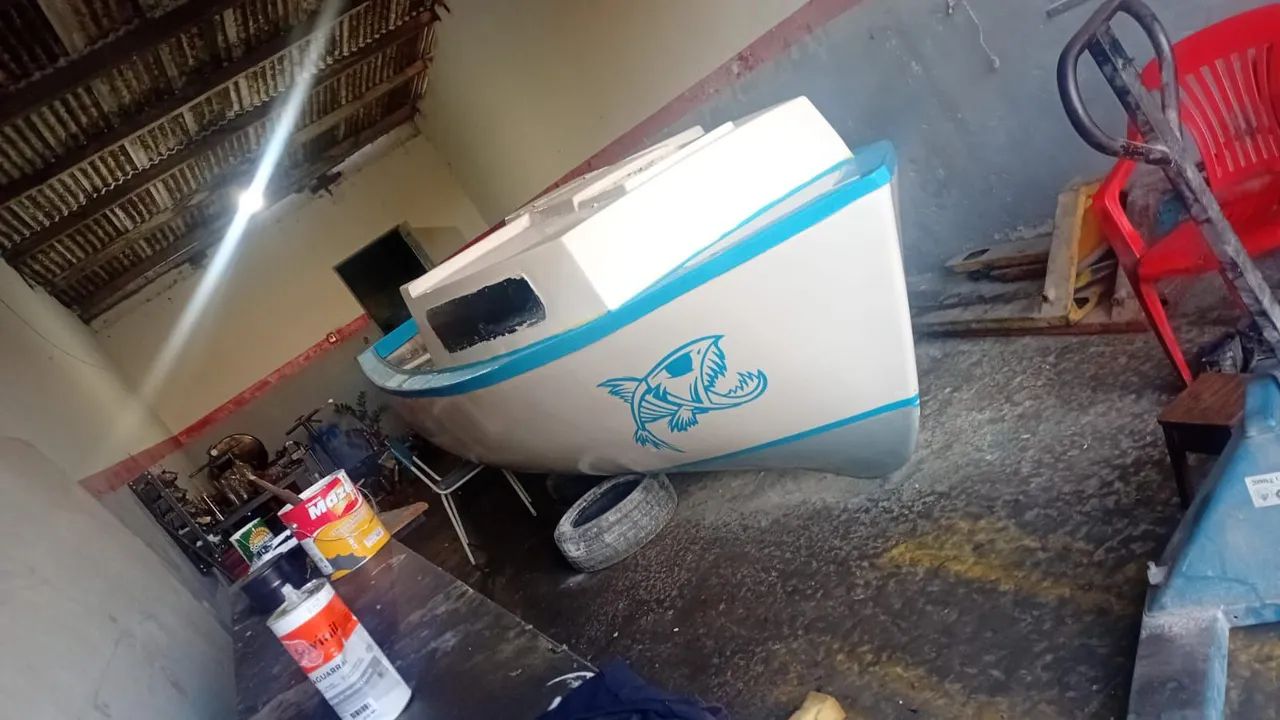 Barco novo  todo fibra.baixei pra vender logo.  - Foto 2