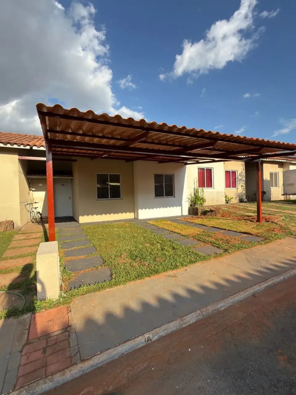 Casa Cond. Residencial Hortência