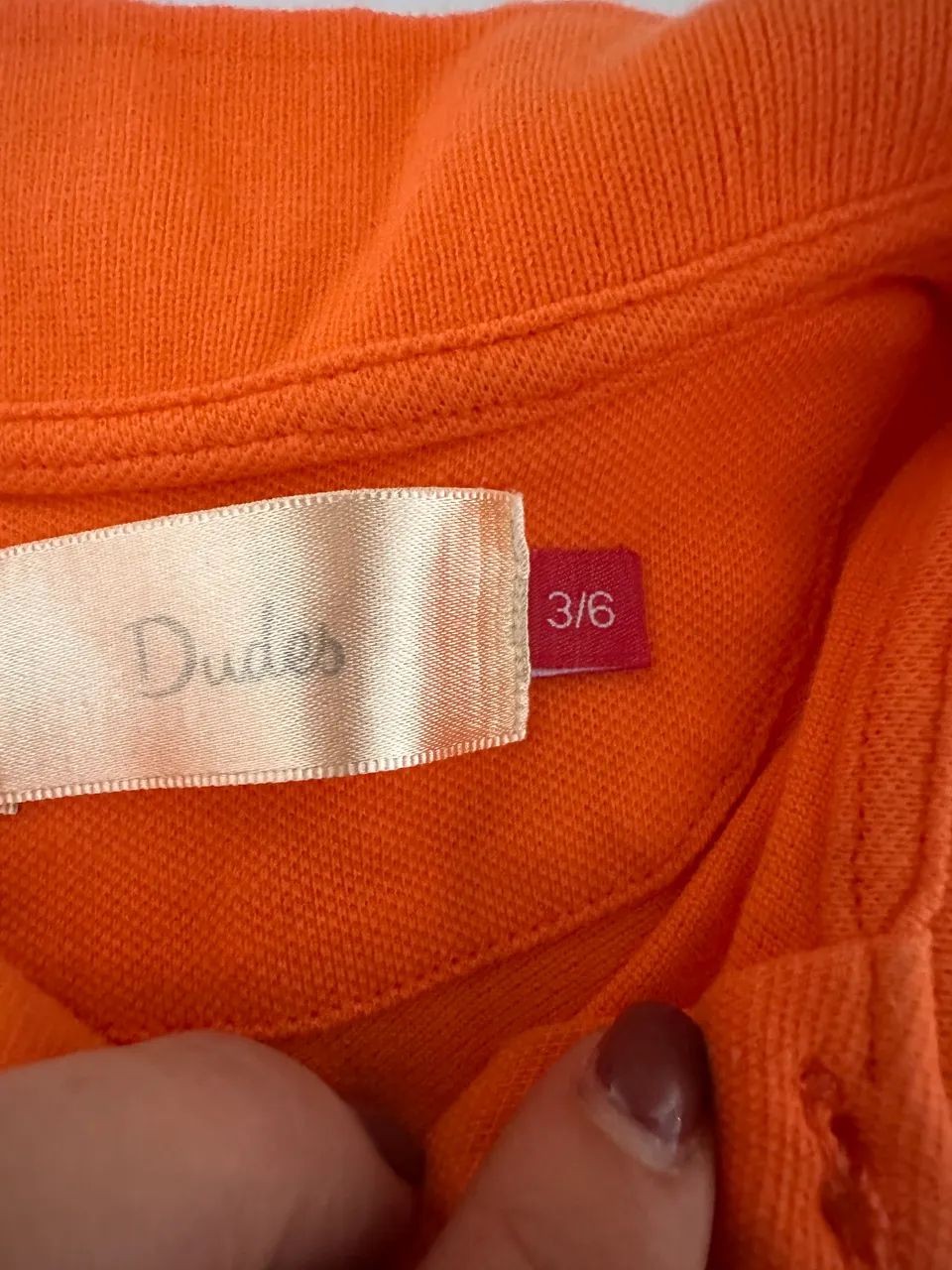 Body polo marca Dudes 6 meses  - Foto 2