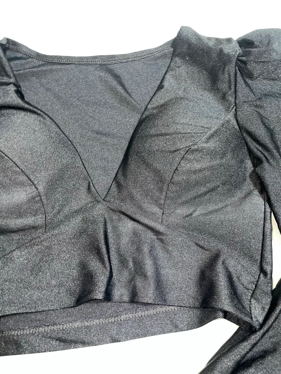 Cropped preto com bojo  - Foto 2