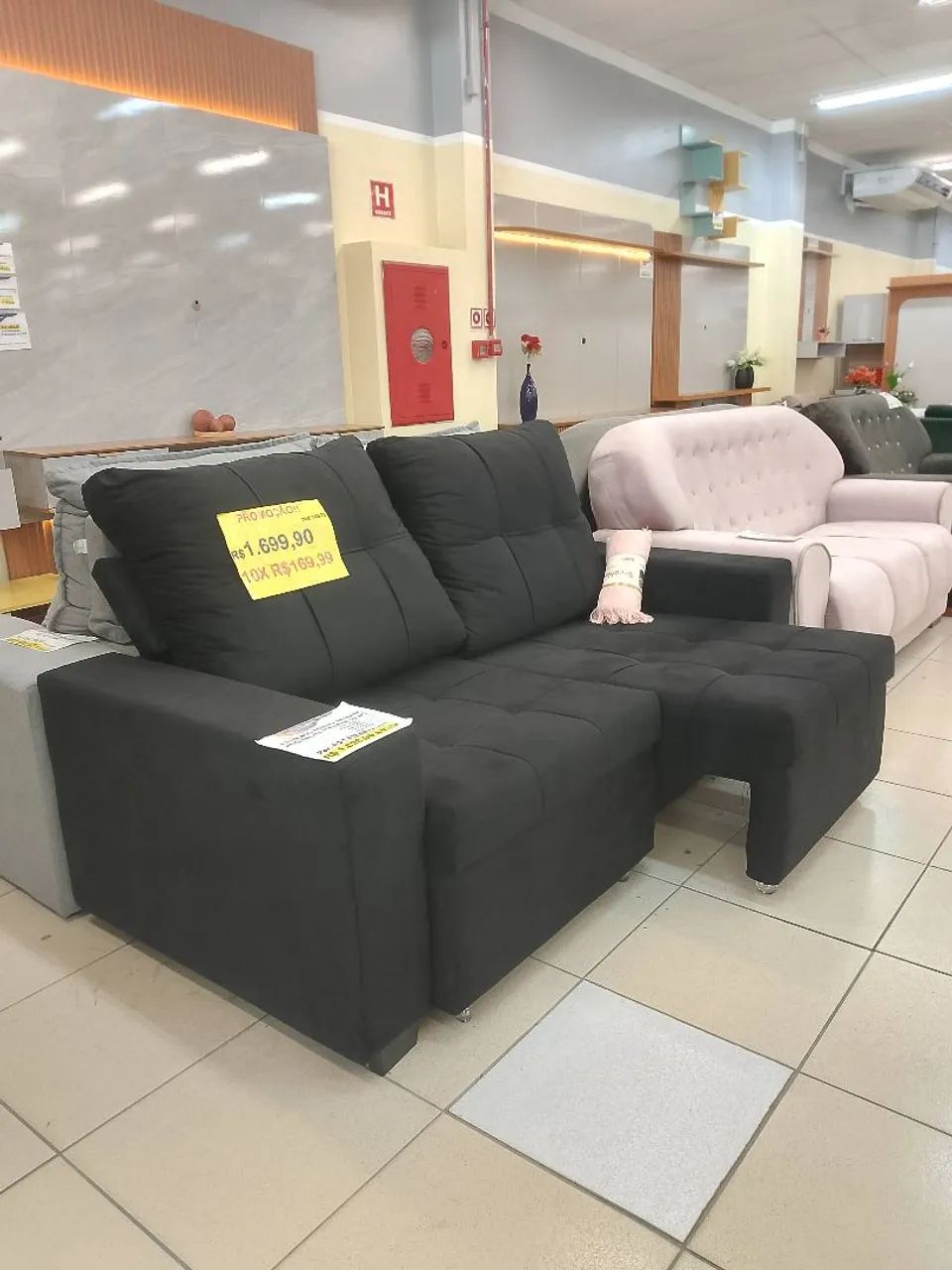 SOFA RETRÁTIL E RECLINÁVEL 