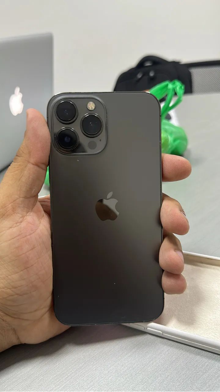 Vendo ou troco iPhone 14 Pro Max 256 .gb - Foto 2