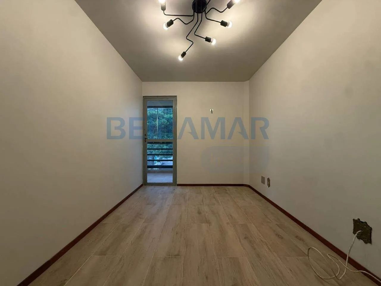 Edifício Leonardo  Apartamento de 1 Quarto com Varanda  SQS 504 Sul | Asa Sul - Foto 2