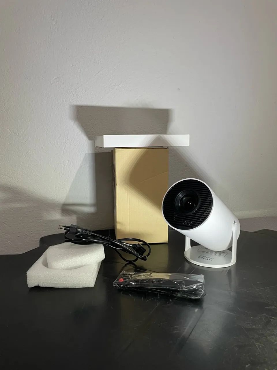 Projetor HY300