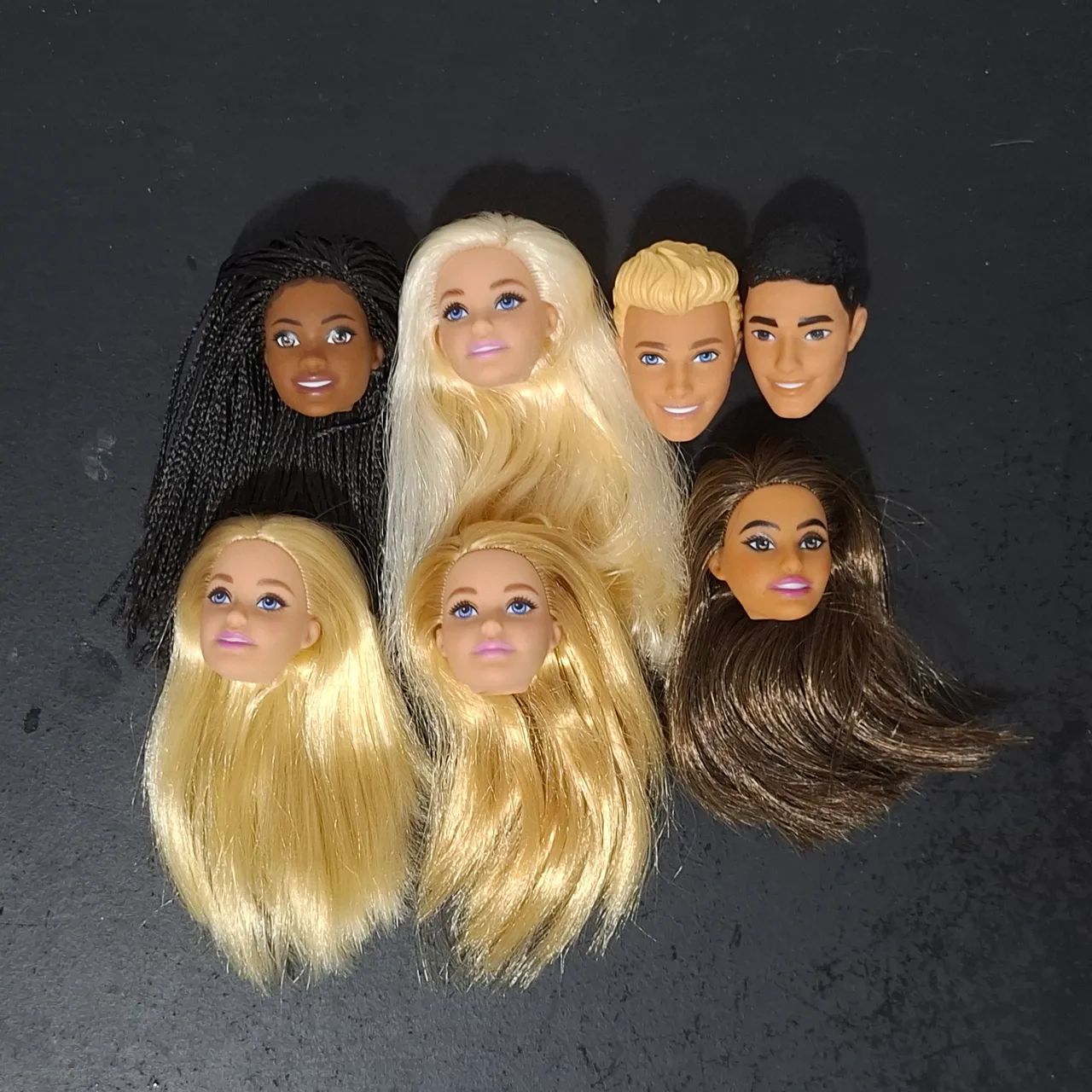 Lote de Cabeças Boneca Barbie e Ken