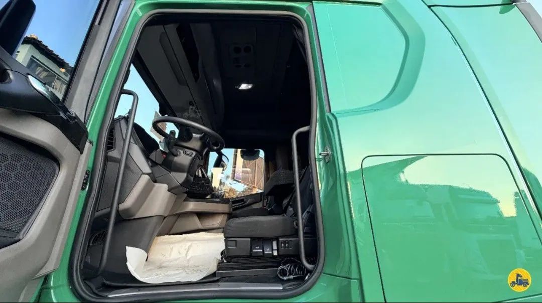 SCANIA R-450 PLUS 6X2<br>2024/2024<br>CABINE RH (TETO ALTO) - Foto 12