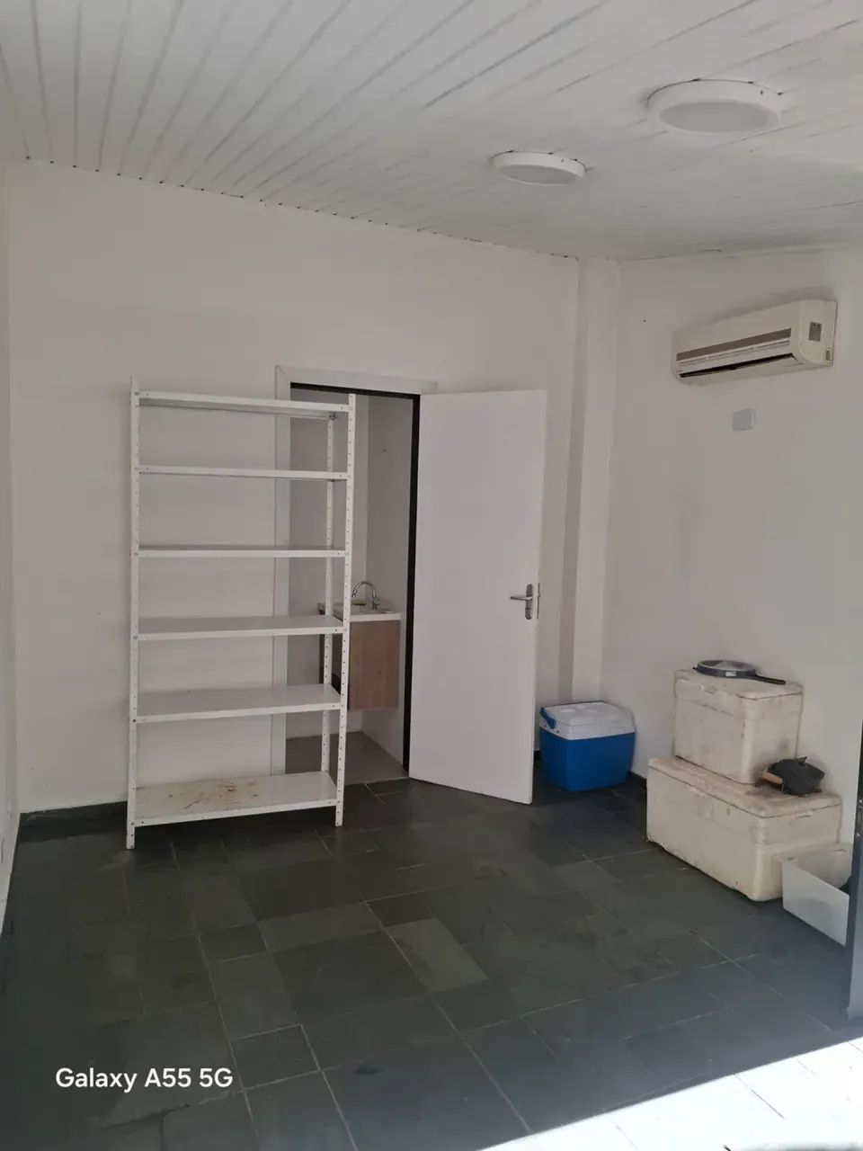 Salas para escritórios.