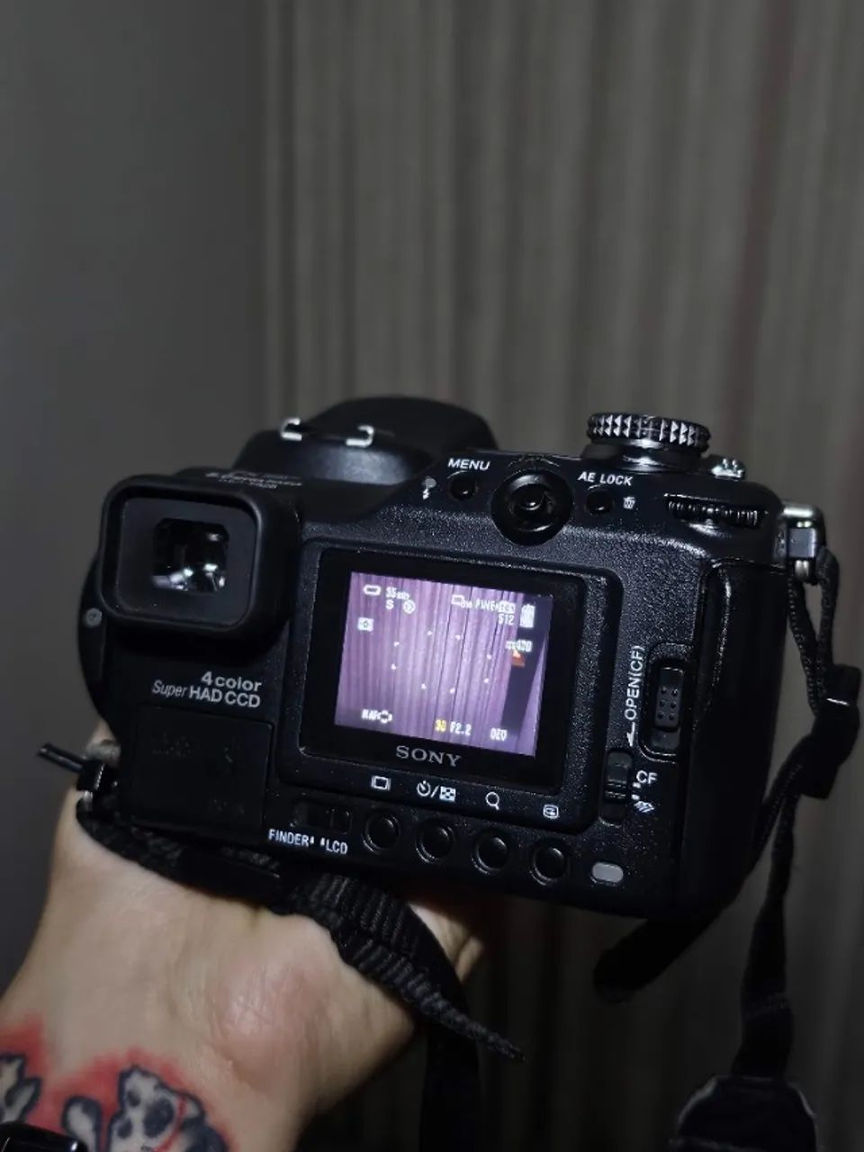 Sony F828 - Foto 2