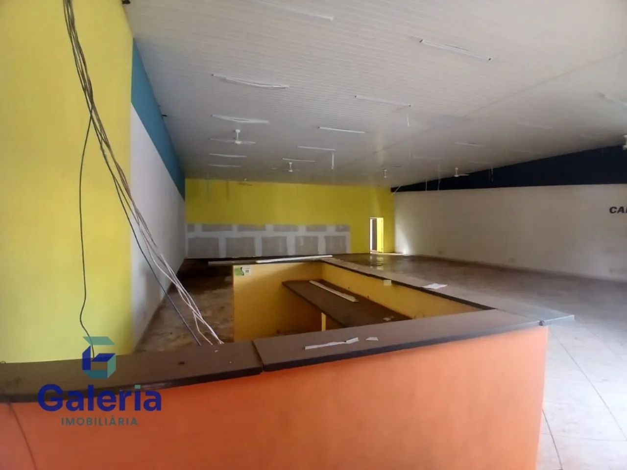 Salão comercial para alugar, 223m² - Guariba - Foto 4
