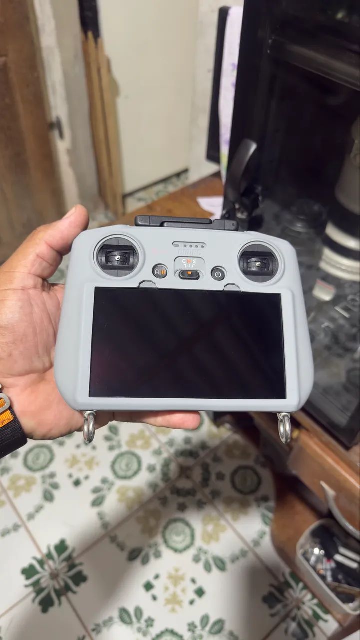 DJI AIR 3s - Foto 2