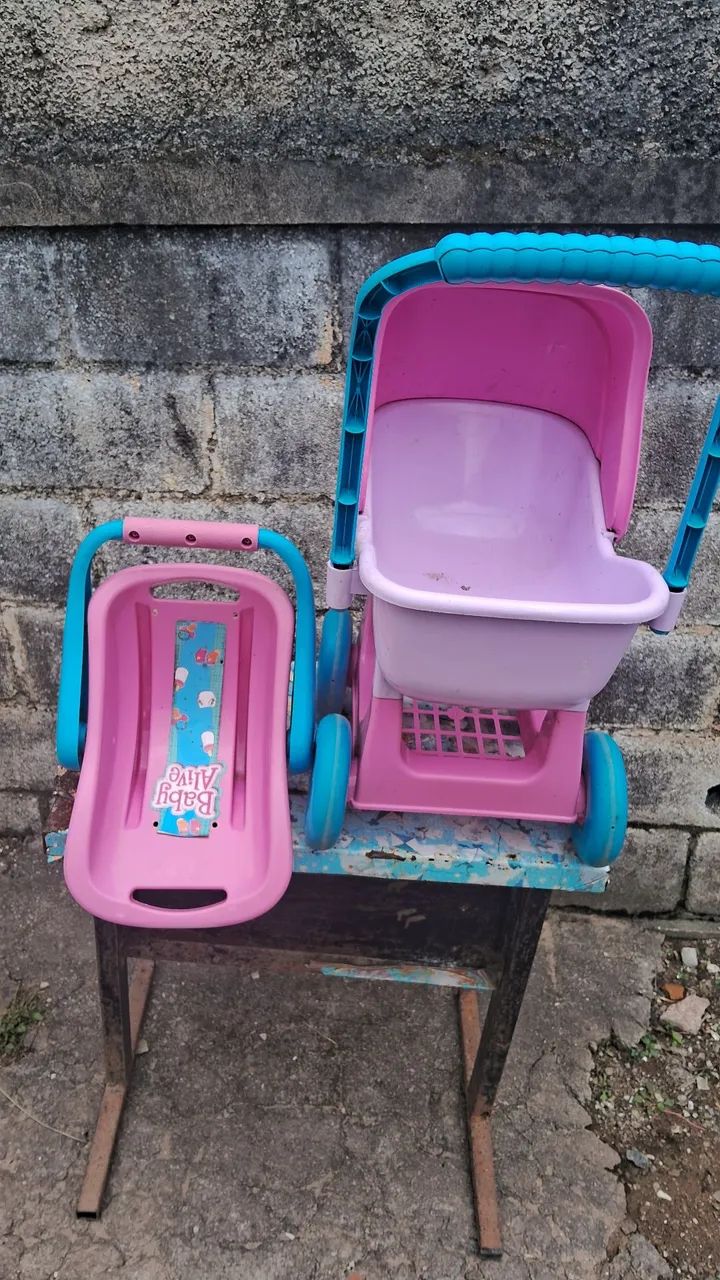 Carrinho mais bebê conforto 