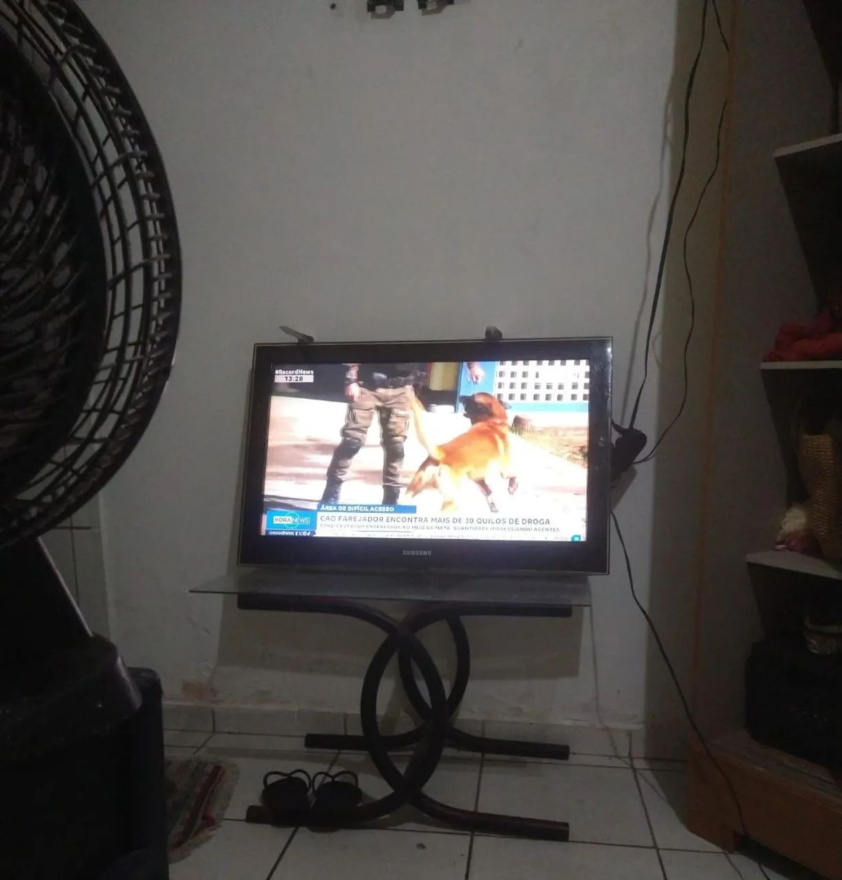 Tv Samsung 32 polegada (não é smart) - Foto 3