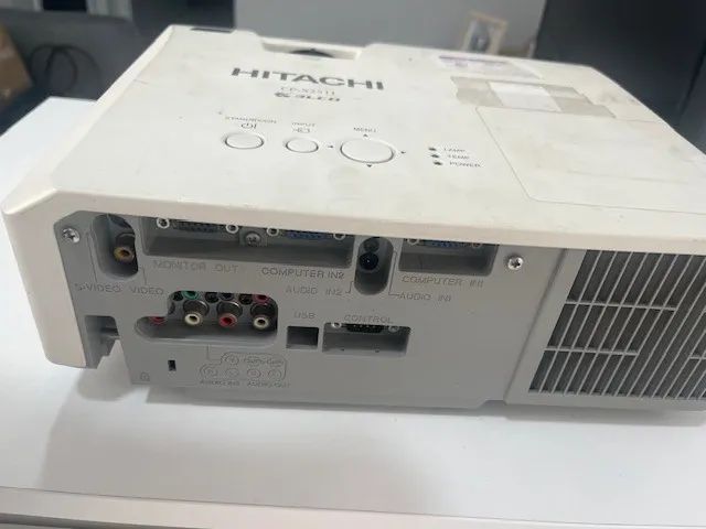 Projetor Hitachi CP-X2511 - Foto 4