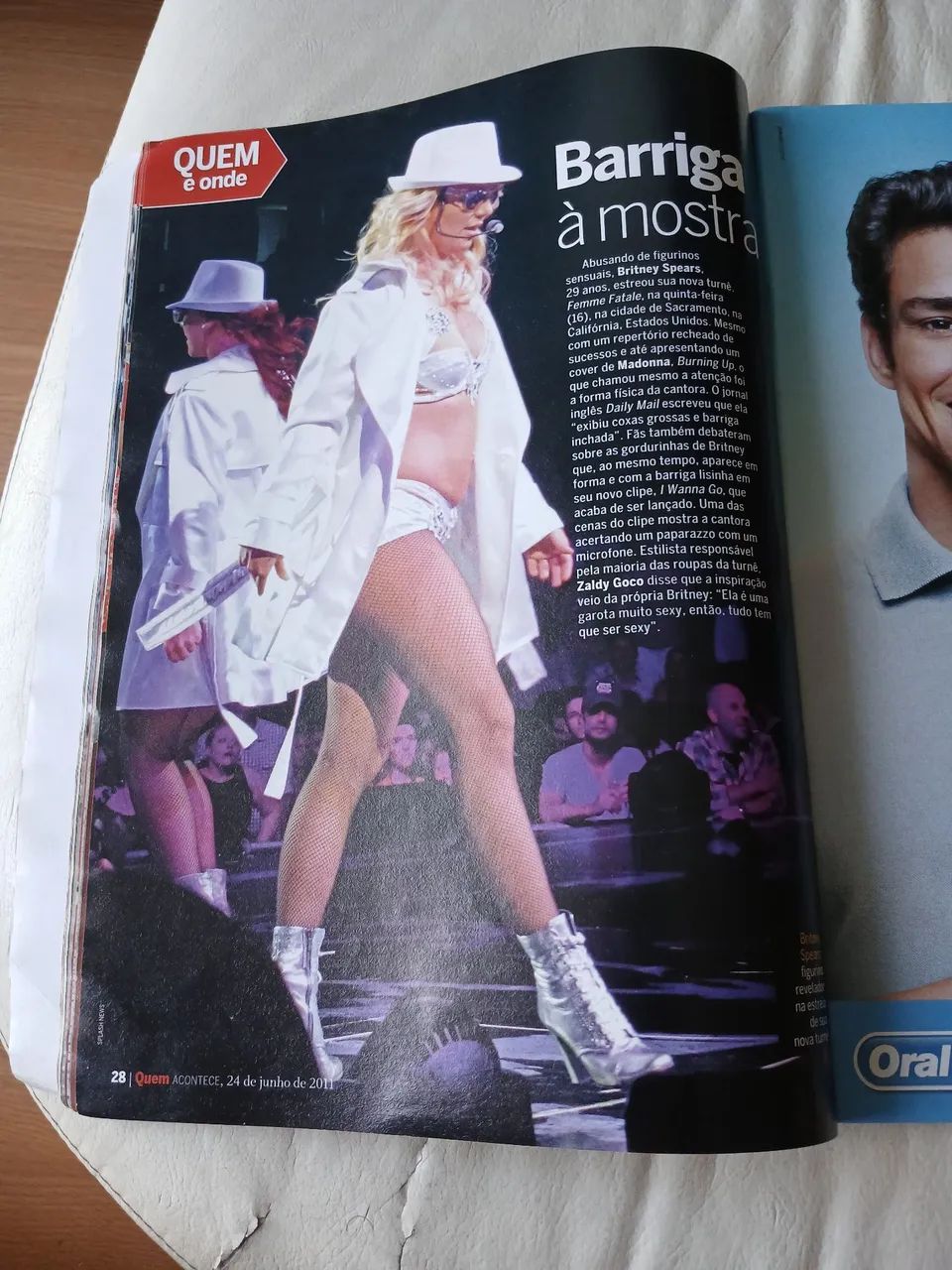 Revista quem xuxa Deborah secco caio Castro Thiago Martins chris evans Roberto Carlos - Foto 3