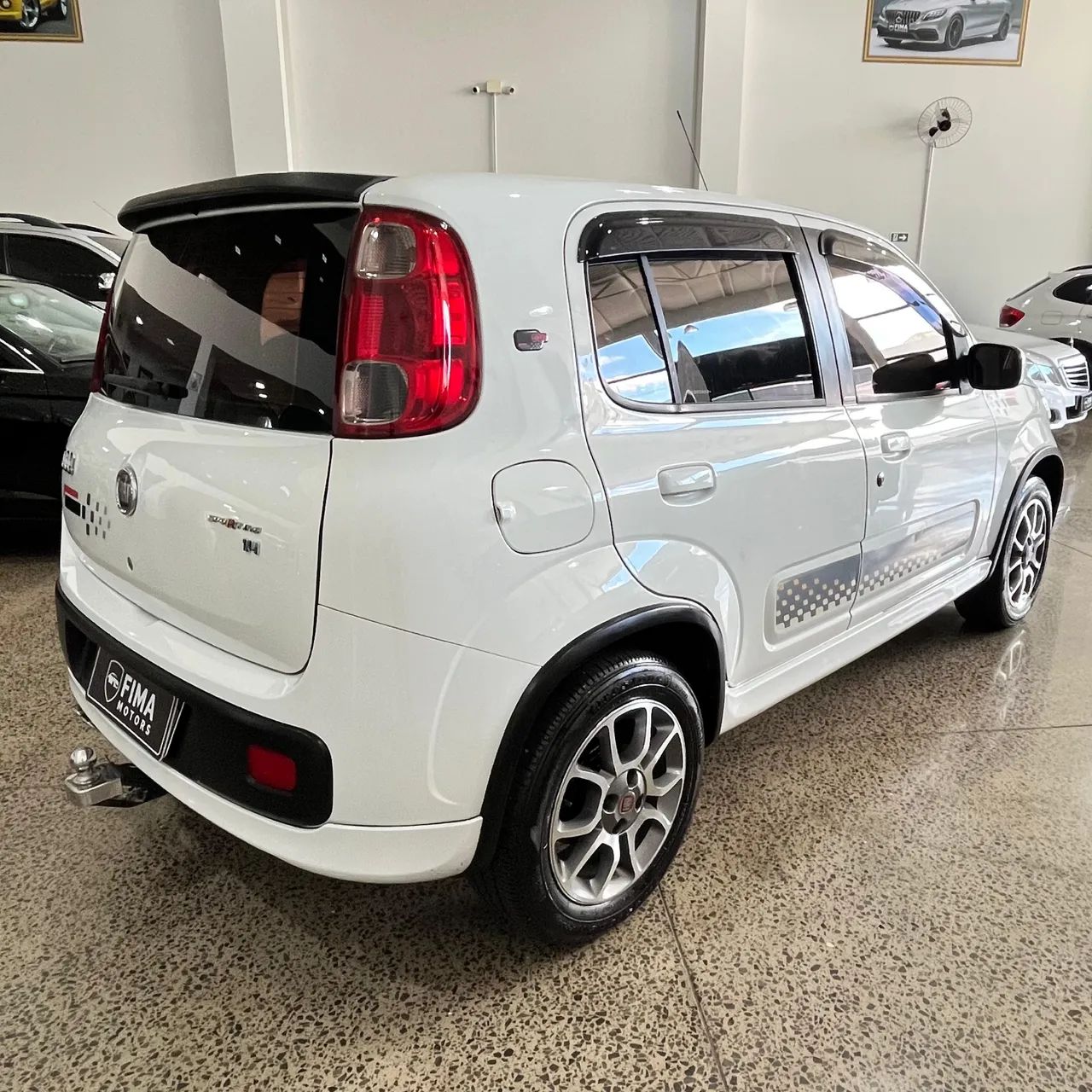 Fiat Uno Sporting 1.4 EVO Fire Flex 8V 4P 2013 - Foto 4