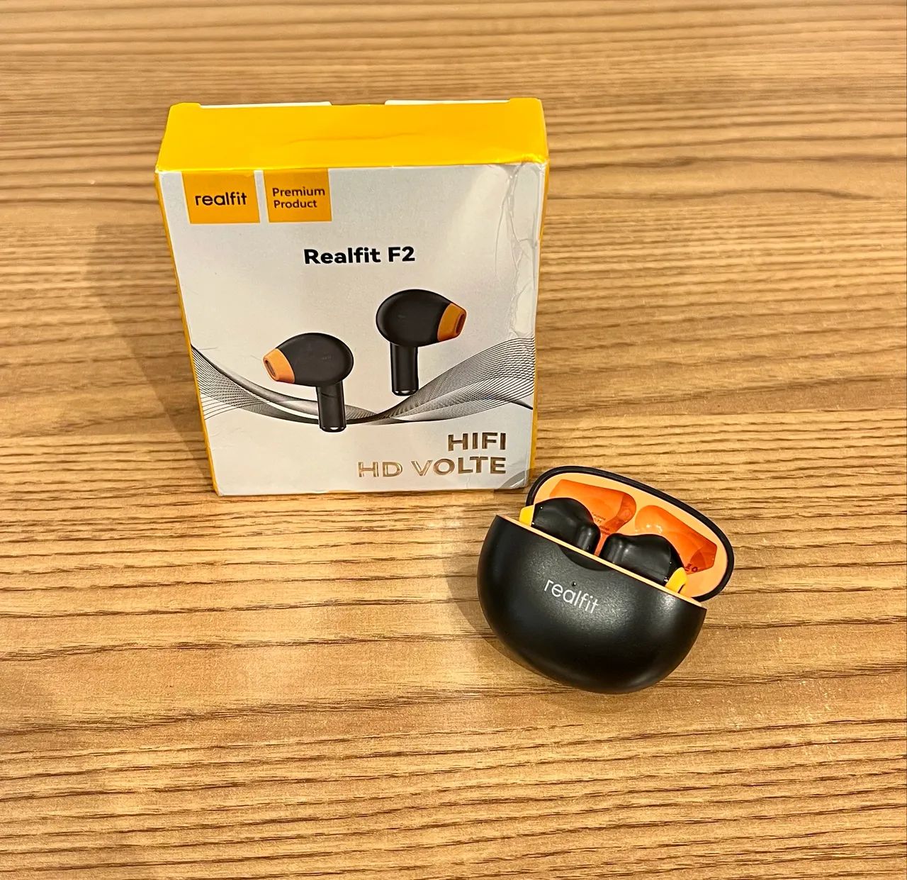Fone de Ouvido Bluetooth Realfit F2 Preto e Laranja