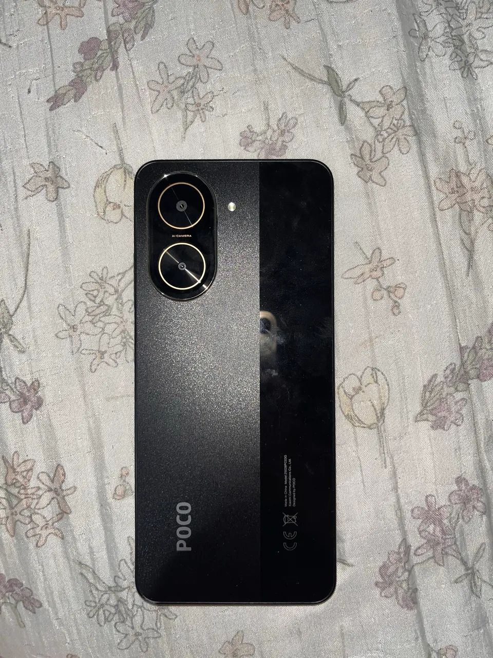 Smartphone POCO 128GB / 4GB RAM - Novo, na Caixa com Garantia e Acessórios!