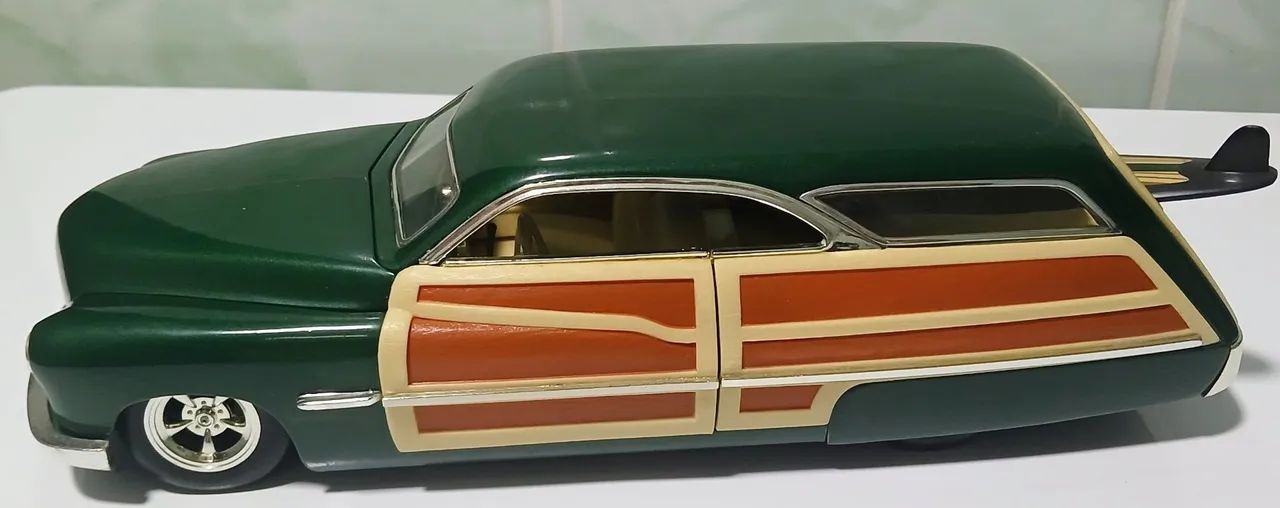 Miniatura 1/18 Mercury Woodie verde  - Foto 3