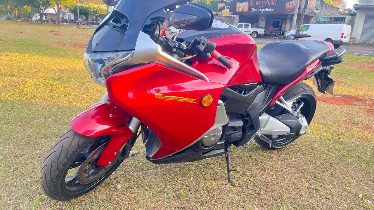Vfr 1200 - Foto 5