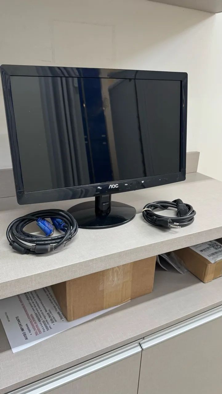 Monitor AOC 15? PDV entrada VGA - Foto 3