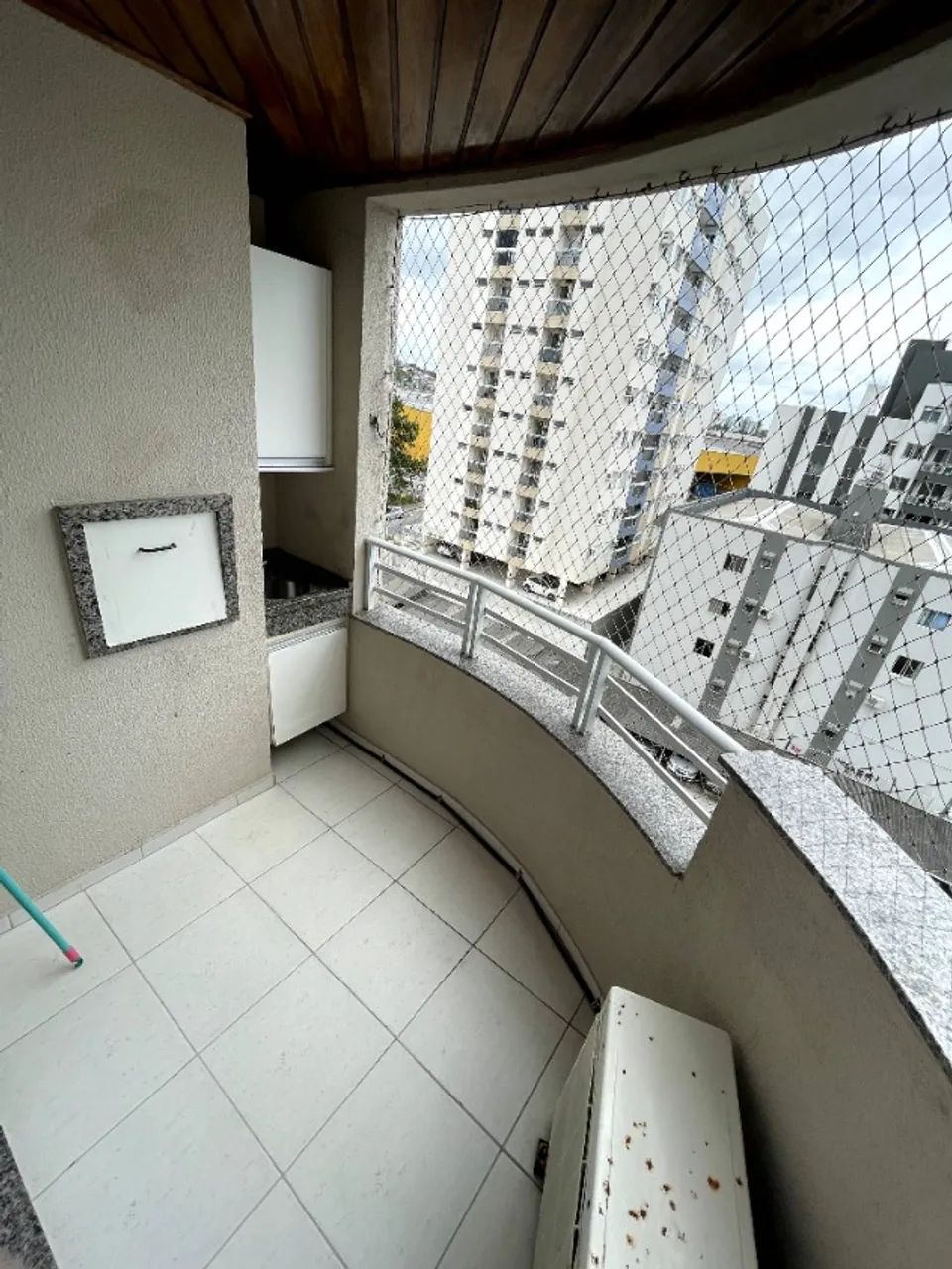 Apartamento no Kobrasol, 2 quartos sendo 1 suíte - Foto 13