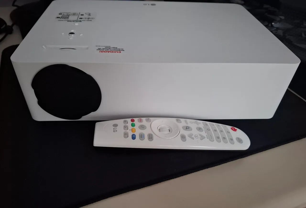 Projetor LG CineBeam Smart TV 140", UHD 4K HDR10, 1500 ANSI Lumens Wi-Fi - HU7OLA - Foto 2