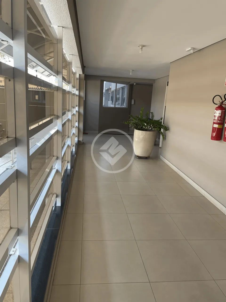 # Sala Comercial para locação em área privilegiada no Bosque da Saúde, Edifício AMG com 32 - Foto 3
