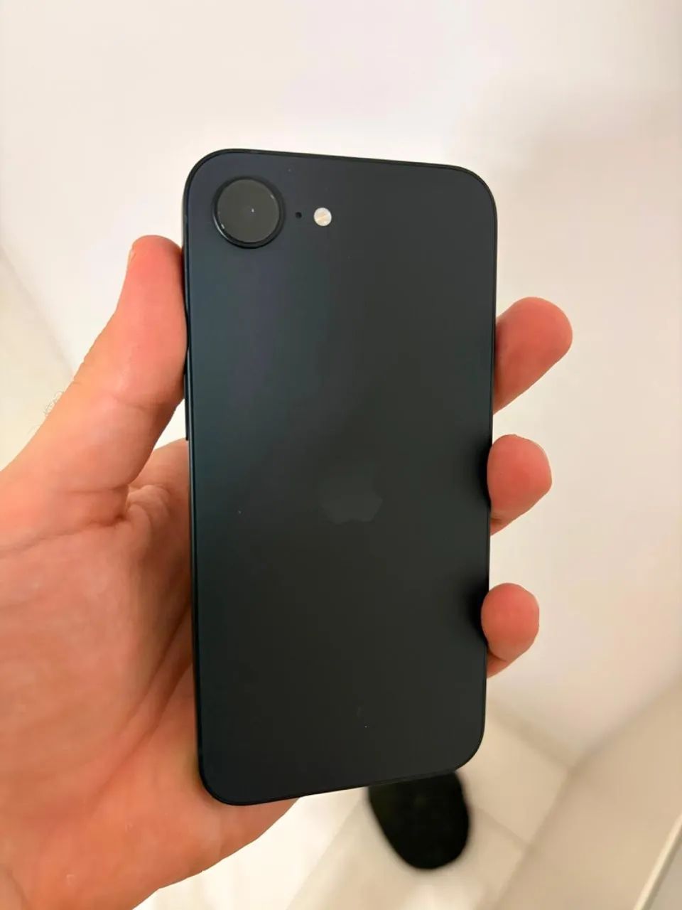 iPhone 16e -128gb / Garantia 12/2027  - Foto 2