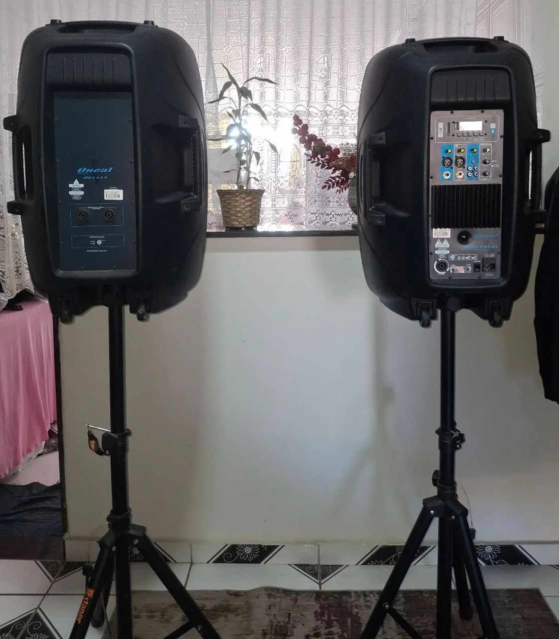 Caixa de som oneal, par com pedestal  - Foto 5