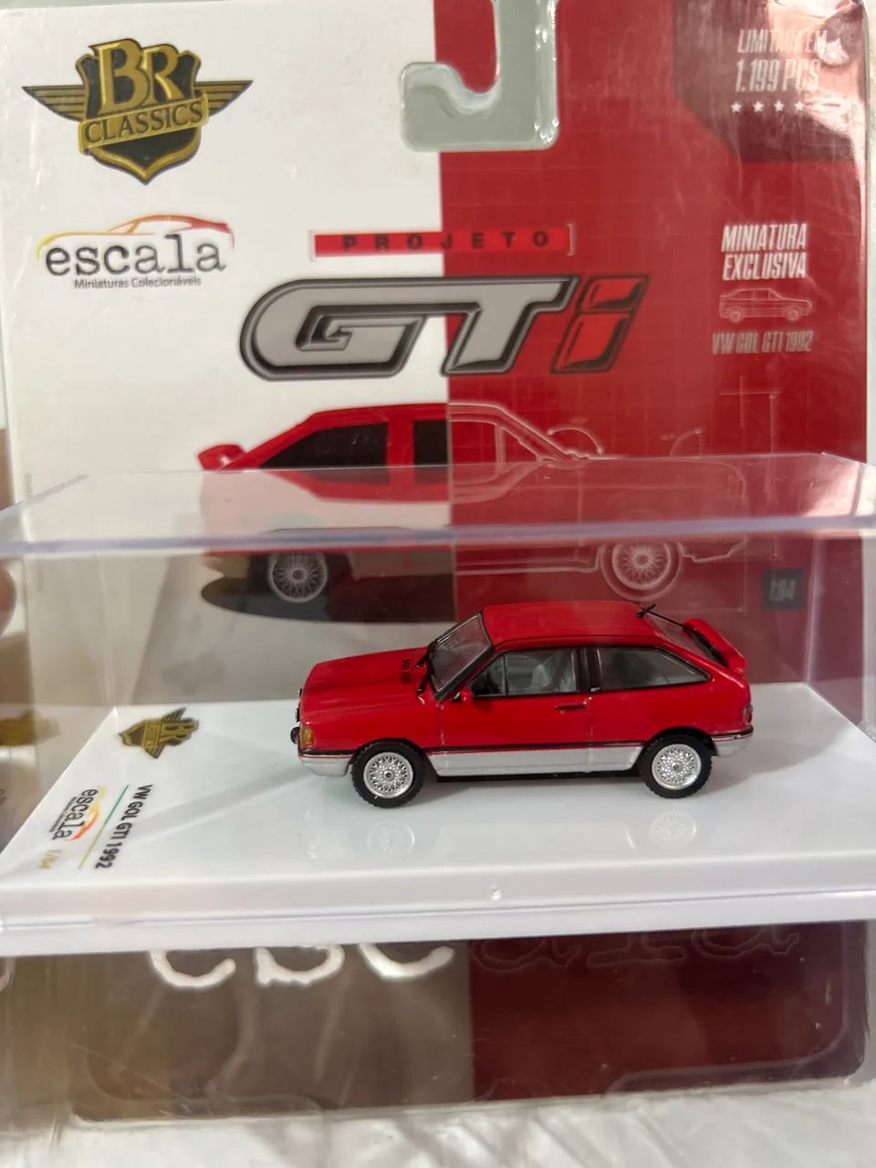 Volkswagen Gol GTI 1992 Vermelho - 1/64 - Escala - Br Classics