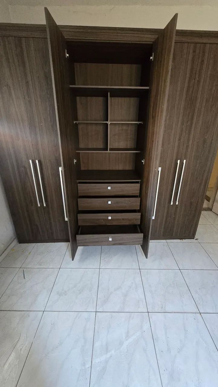 GUARDA ROUPA RIMO  - Foto 2