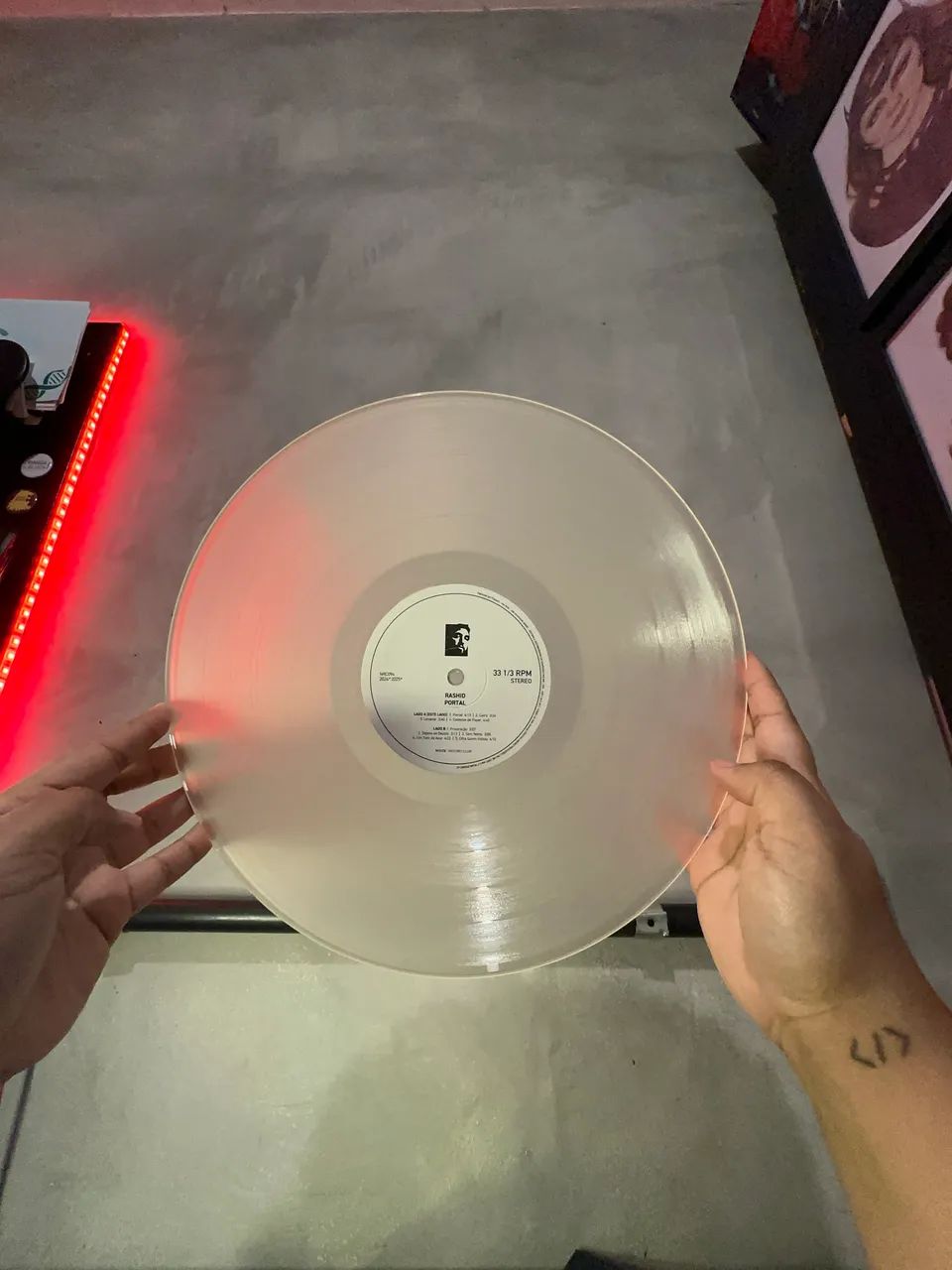 Vinil Rashid - Portal + Revista Noize - Foto 4