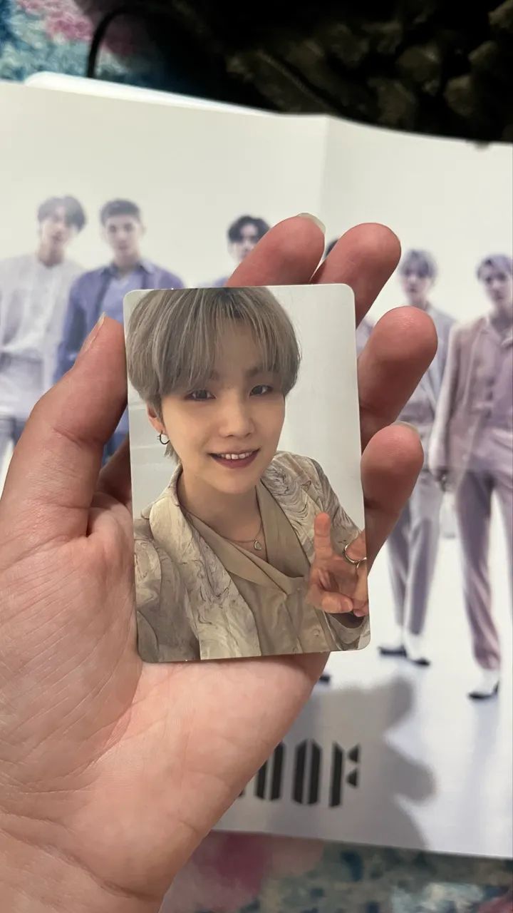 Photocard Suga + Pôster Era Proof BTS