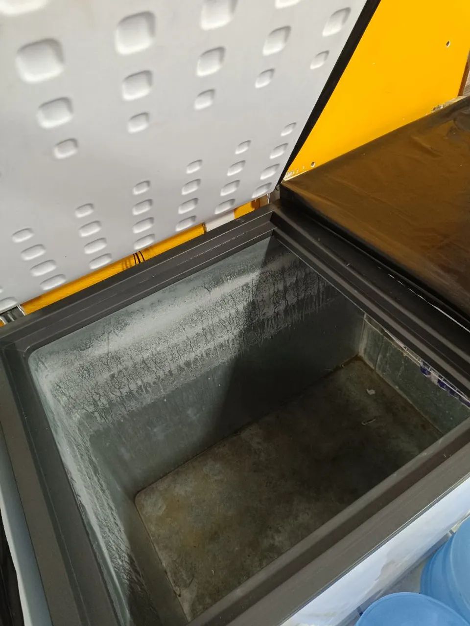 Freezer Esmaltec Ciclopentano 437L ECH500 COM CAPA DE PROTEÇÃO - Foto 2